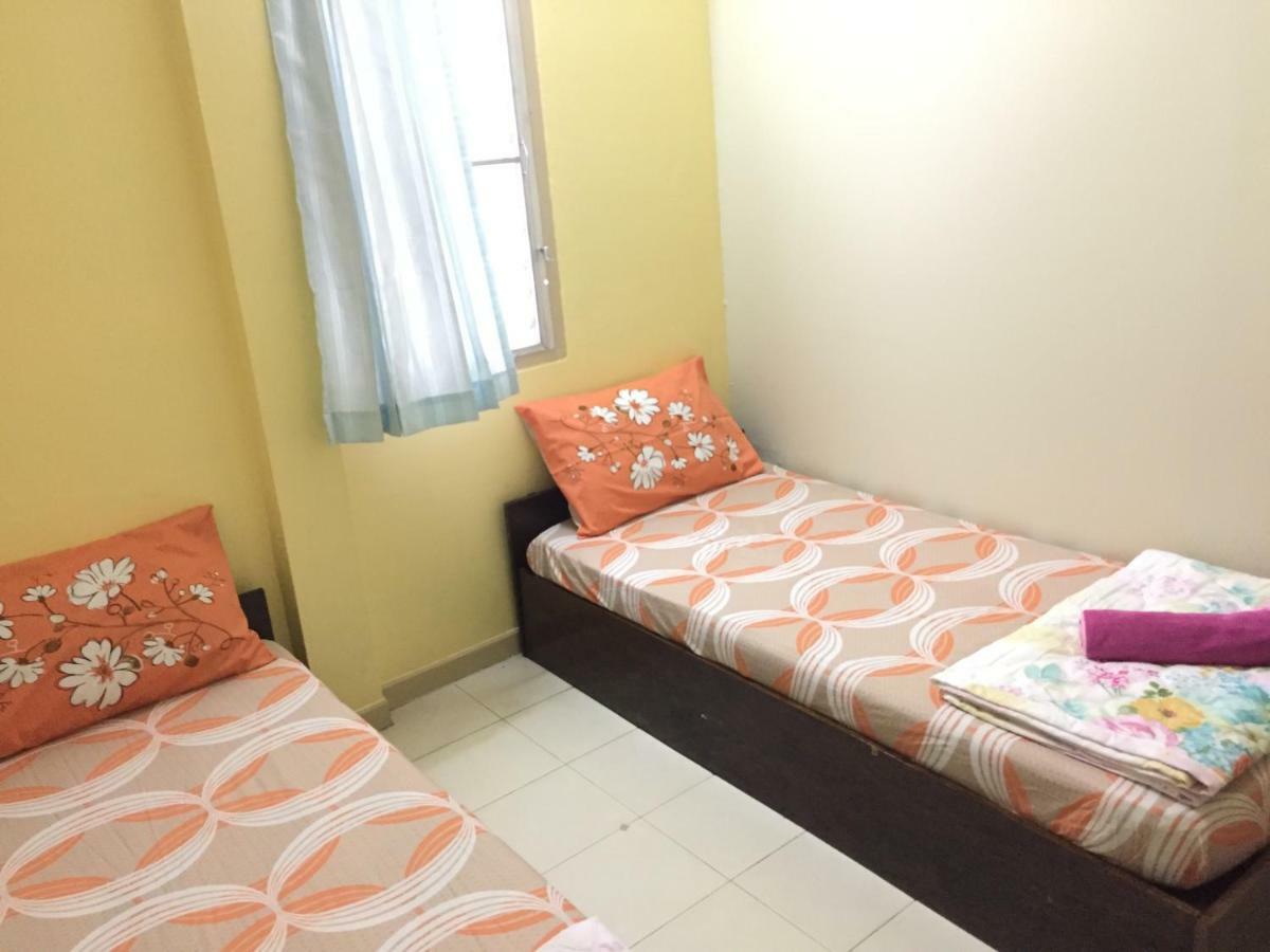 Nat 2 Guest House Bangkok Esterno foto