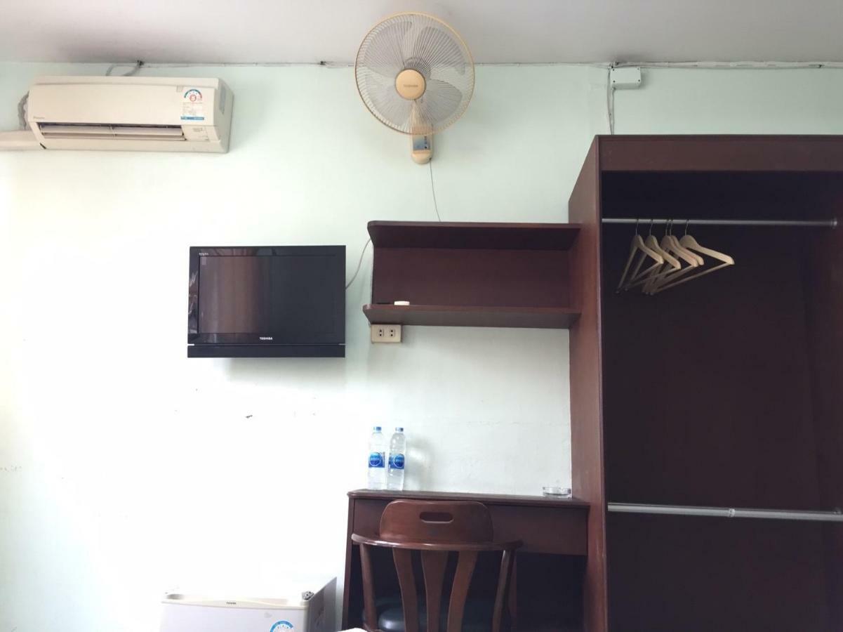 Nat 2 Guest House Bangkok Esterno foto