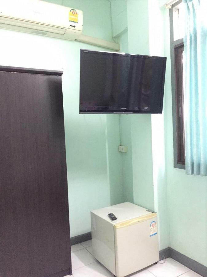 Nat 2 Guest House Bangkok Esterno foto