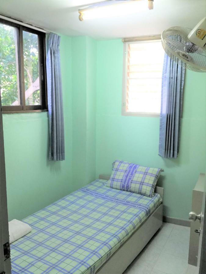 Nat 2 Guest House Bangkok Esterno foto