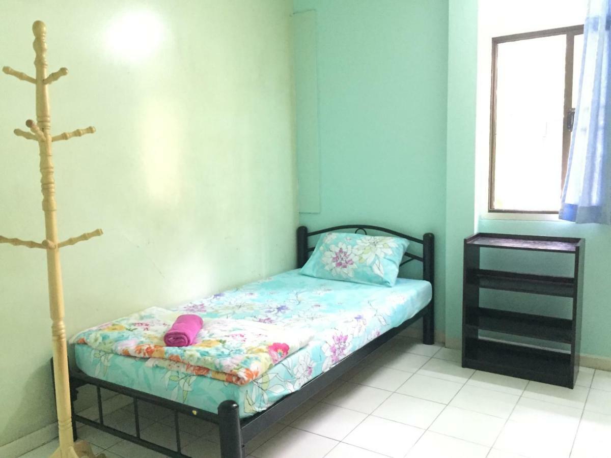 Nat 2 Guest House Bangkok Esterno foto